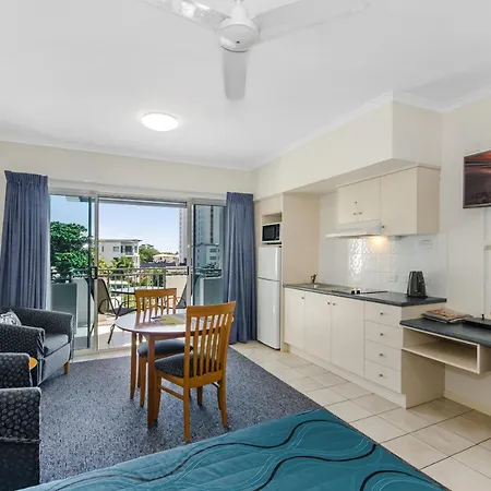 Madison Ocean Breeze Apartments Townsville Exterior photo